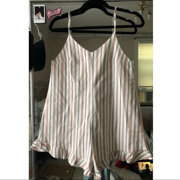 Princess Polly Striped Romper - Picture 2 of 3